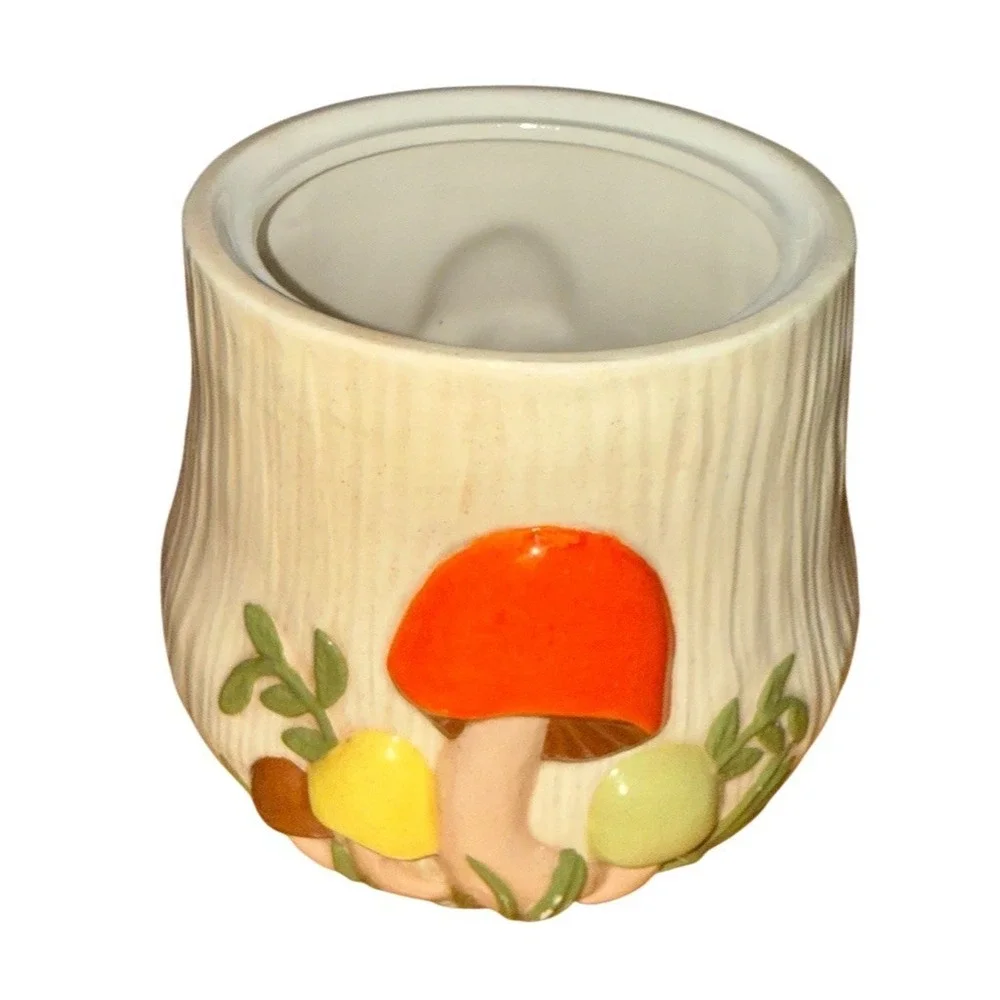 Vintage 1970s Sears Merry Mushroom Canister Jar Yellow Lid Tree Stump 7.5
